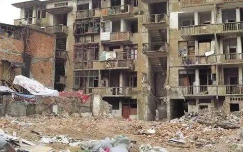 数据织就的城市褶皱