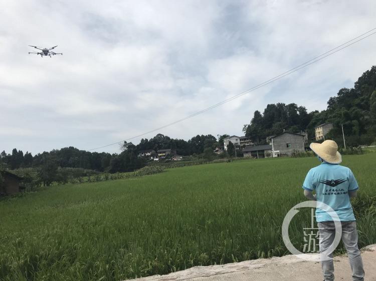 无人机：悬停在人间的第三只眼
