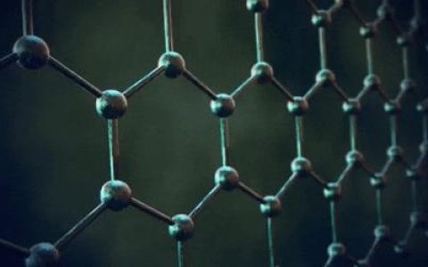 碳的薄翼：石墨烯编织的微观星河