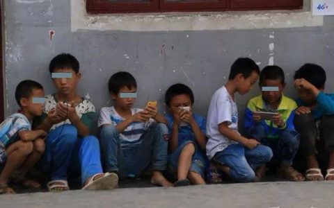 教室里的屏幕变了样，教育信息化到底带来了啥？