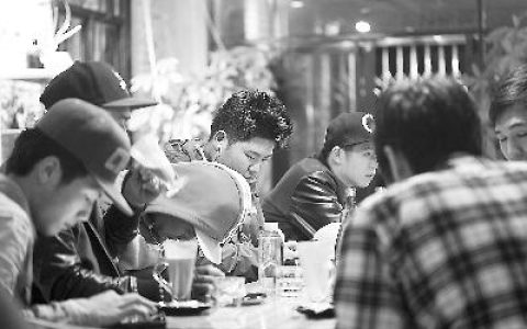 社交：编织生活温度的无形丝线