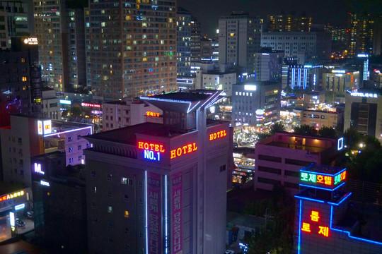 酒店：城市功能与服务品质的重要载体