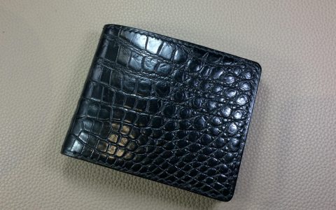 那些闪闪发光的 “小任性”：聊聊奢侈品里的门道与温度