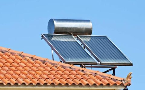 太阳能：清洁能源体系中的关键力量