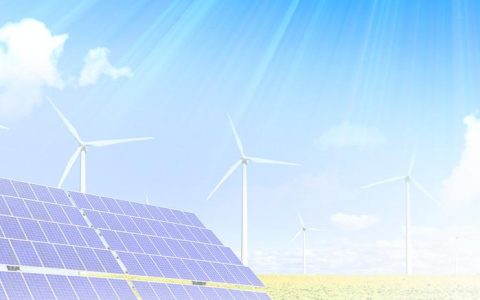 晨曦中的能量密码：解码太阳能的温柔与磅礴