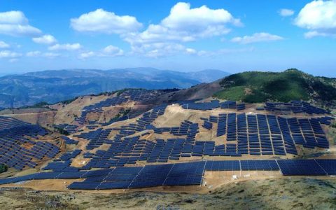 光伏：点亮未来的绿色之光