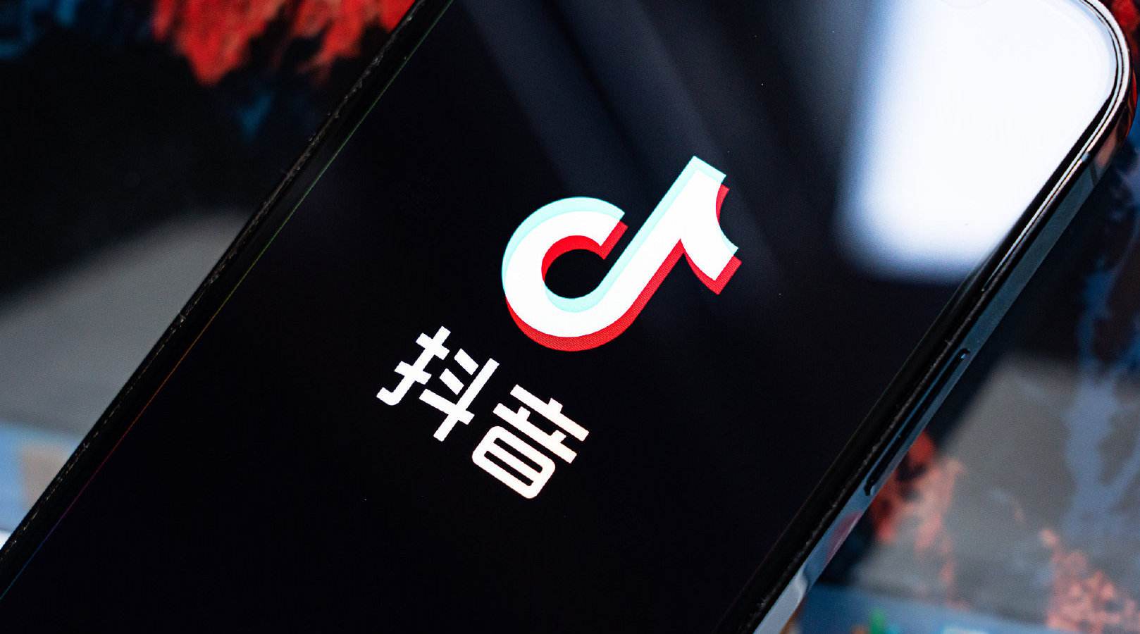 拍抖音户外视频用什么设备(讲解抖音直播用什么设备拍最合适)-8848SEO